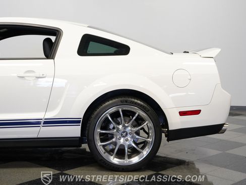 Used 2008 Ford Mustang Shelby GT500 RWD image 25