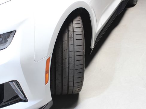 Used 2023 Chevrolet Camaro ZL1 image 26