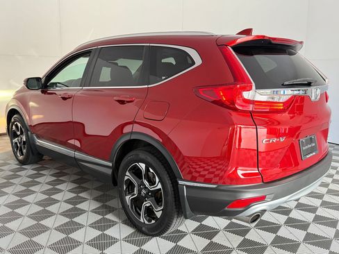 Used 2019 Honda CR-V Touring image 3