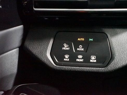 Used 2021 Volkswagen ID.4 Pro S w/ Gradient Package image 22