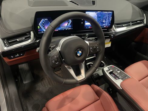 New 2026 BMW X1 xDrive28i w/ Technology Package image 2