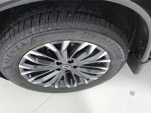 New 2026 Nissan Rogue Platinum w/ Platinum Premium Package image 40