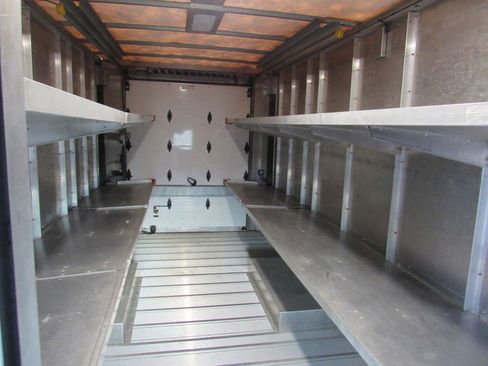 Used 2021 Ford Transit 350 DRW image 16