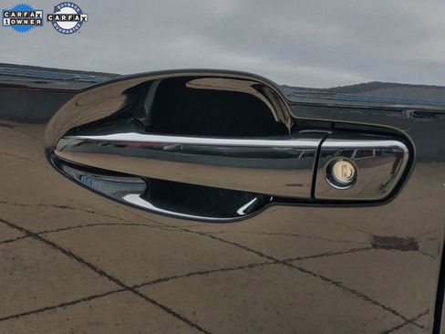 Used 2023 Lexus IS 350 F Sport image 11