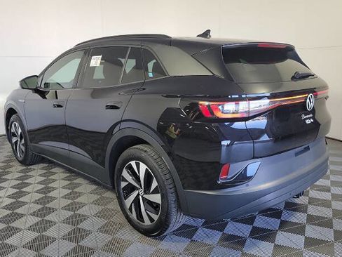 Used 2023 Volkswagen ID.4 Pro image 3