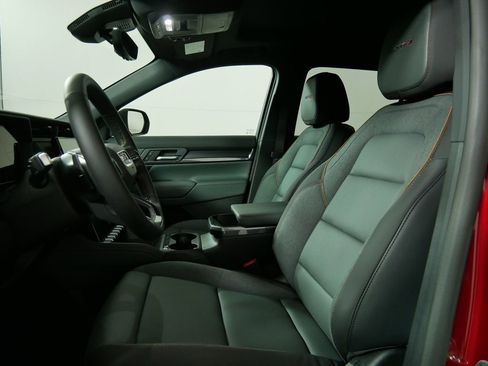 New 2026 GMC Terrain AT4 w/ Convenience Package III image 13