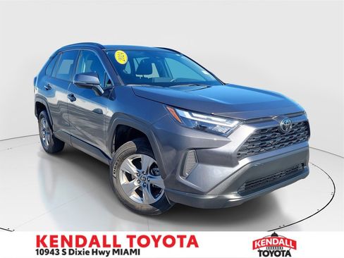 Used 2024 Toyota RAV4 XLE w/ Convenience Package image 1