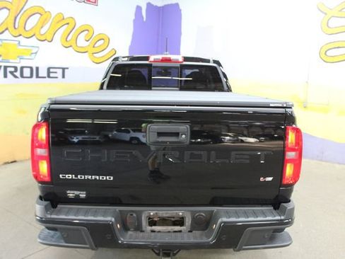 Used 2021 Chevrolet Colorado Z71 w/ Z71 Midnight Edition AWD/4WD image 7