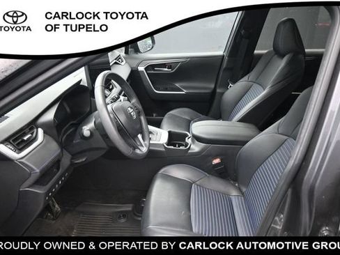 Used 2023 Toyota RAV4 XSE AWD/4WD image 11