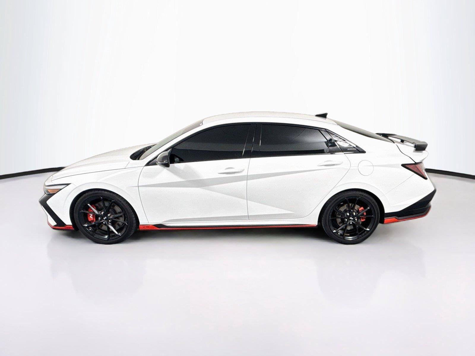 Used 2025 Hyundai Elantra N FWD image 2