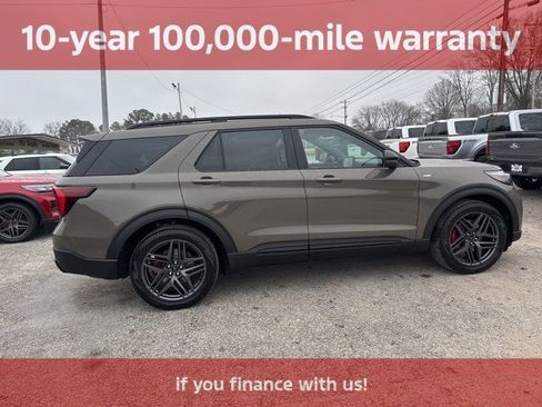 New 2026 Ford Explorer ST-Line w/ ST-Line Street Pack RWD image 41