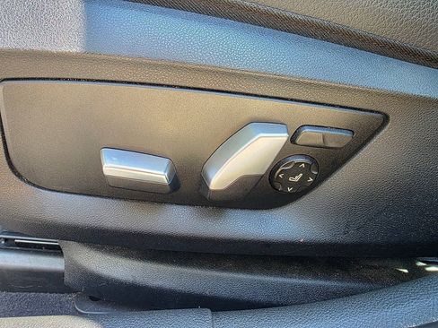 Used 2017 BMW 530i RWD image 15