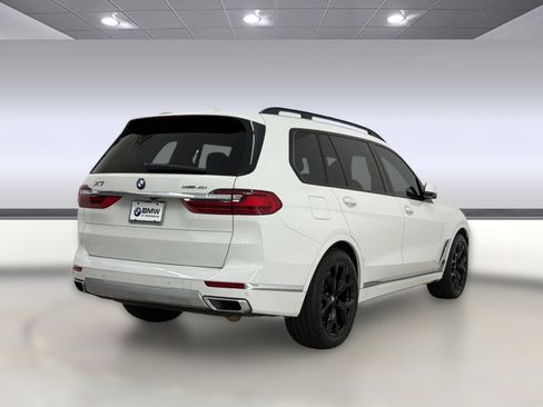 Used 2021 BMW X7 xDrive40i AWD/4WD image 9