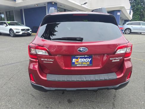 Used 2015 Subaru Outback 2.5i Limited AWD/4WD image 6