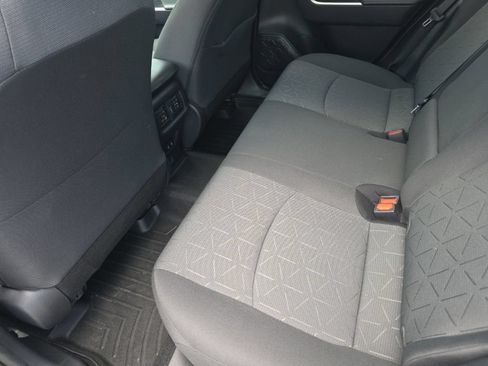 Certified 2021 Toyota RAV4 XLE w/ Convenience Package FWD image 12