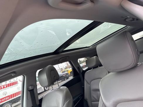 Used 2017 Hyundai Santa Fe Limited w/ Cargo Package image 15