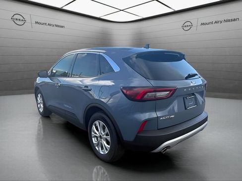 Used 2024 Ford Escape Active w/ Tech Pack #2 FWD image 5