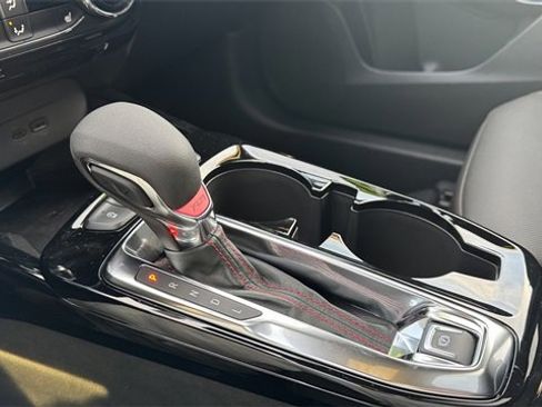 New 2026 Chevrolet Trax RS w/ Sunroof Package image 22