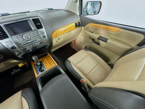 Used 2014 Nissan Armada Platinum w/ Platinum Reserve Package AWD/4WD image 11