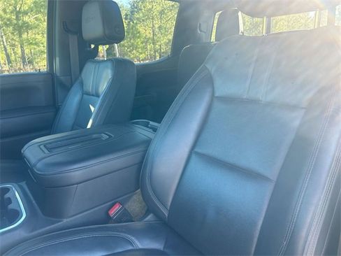 Used 2021 Chevrolet Silverado 1500 High Country w/ Technology Package image 15