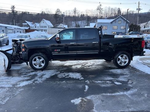Used 2017 Chevrolet Silverado 2500 LT w/ Custom Sport Edition image 2
