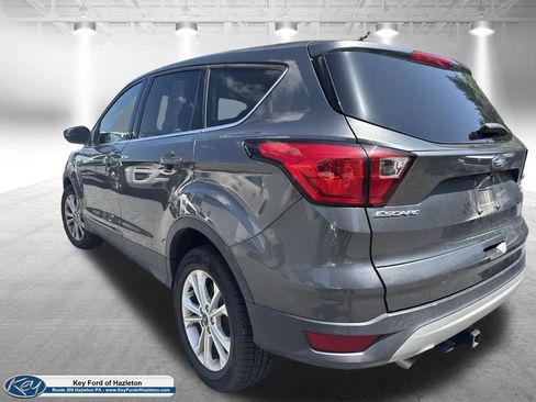 Used 2019 Ford Escape SE FWD image 8