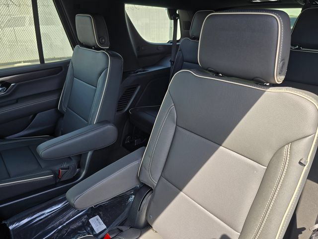 New 2026 GMC Yukon Elevation AWD/4WD image 18
