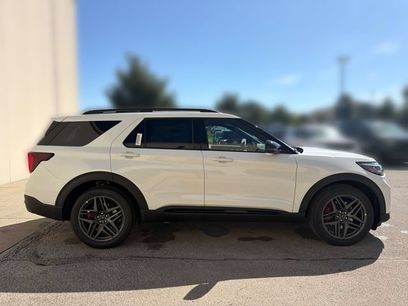 New 2027 Ford Explorer ST w/ Sun And Sound Package