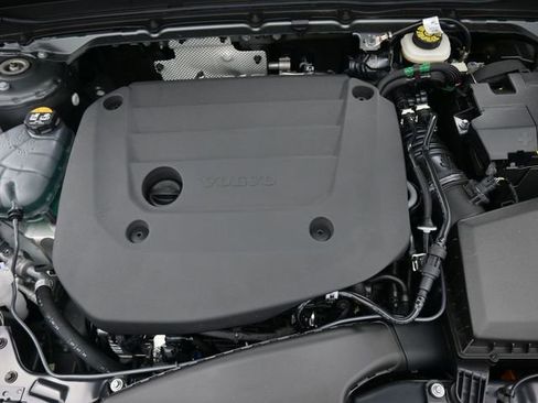 New 2026 Volvo XC40 B5 Ultra w/ Climate Package image 36