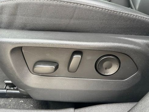 Used 2024 Buick Envision Preferred image 17