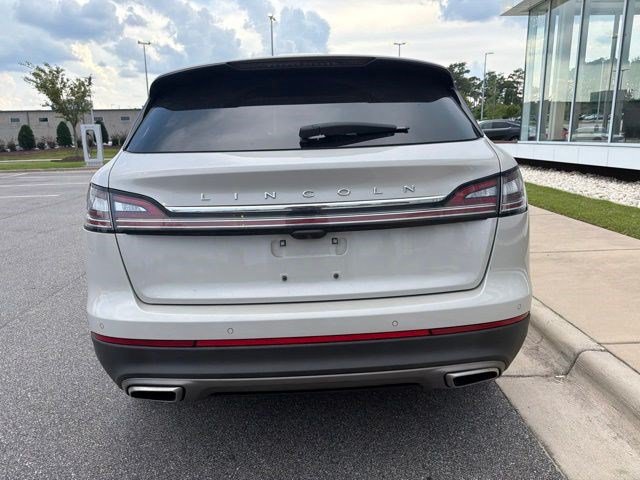 Certified 2023 Lincoln Nautilus Reserve AWD/4WD image 4
