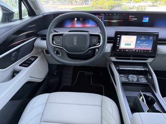 New 2026 Lincoln Nautilus Premier w/ Jet Appearance Package AWD/4WD image 24