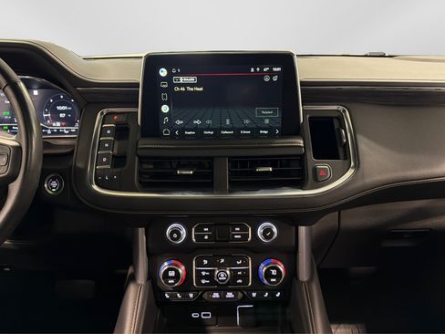Used 2022 GMC Yukon SLT w/ SLT Premium Package AWD/4WD image 30