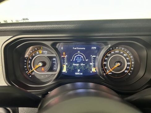 Used 2024 Jeep Gladiator Sport AWD/4WD image 17