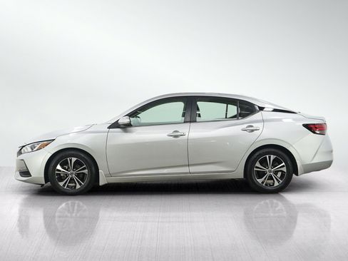 Used 2020 Nissan Sentra SV FWD image 2