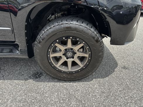 Used 2019 Lexus GX 460 Premium AWD/4WD image 13