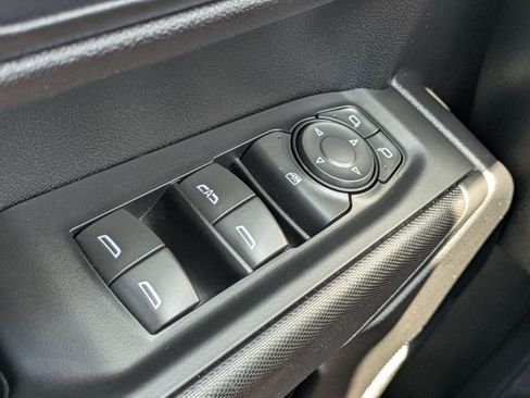 Used 2025 Chevrolet Silverado 1500 Custom w/ Turbomax Blackout Package RWD image 27