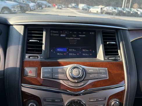 Used 2019 INFINITI QX80 Luxe image 18