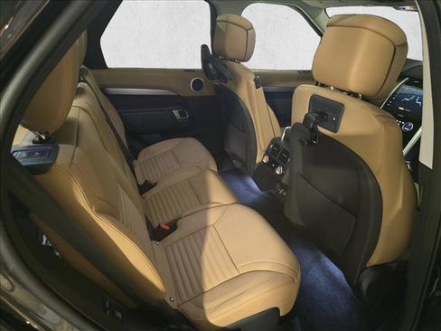 New 2026 Land Rover Discovery Limited Edition AWD/4WD image 11