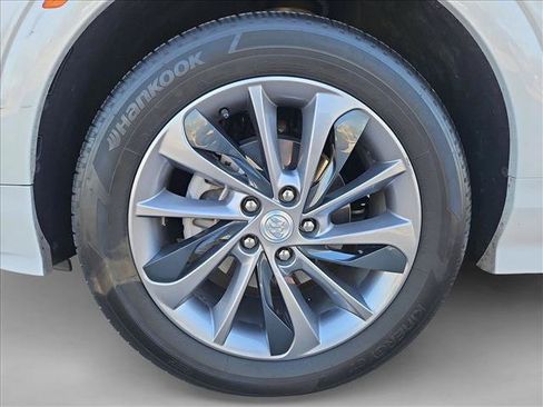 Used 2023 Buick Encore GX Select w/ Sport Touring Package FWD image 22