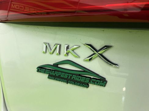 Used 2016 Lincoln MKX Reserve AWD/4WD image 12