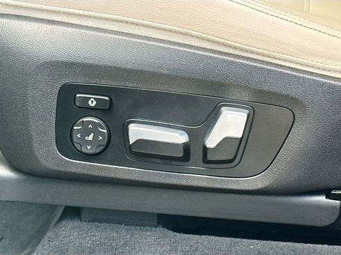 Used 2022 BMW X3 xDrive30i w/ M Sport Package 2 image 25