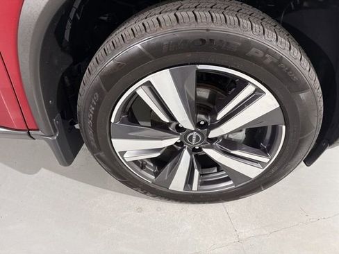 Used 2023 Nissan Rogue Platinum w/ Platinum Premium Package AWD/4WD image 16