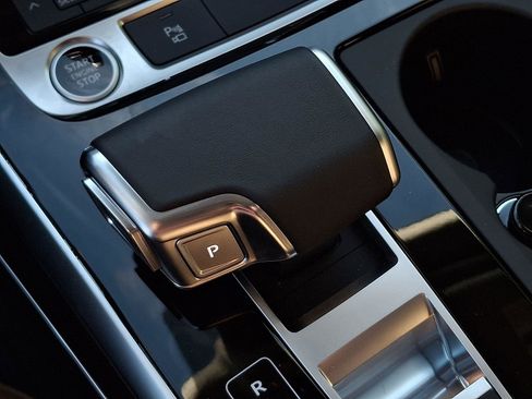 New 2026 Audi Q7 2.0T Premium image 13