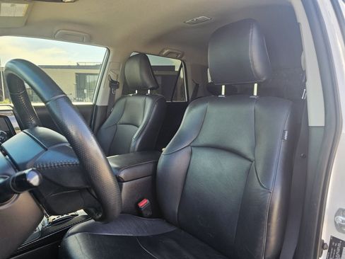 Used 2019 Toyota 4Runner TRD Off-Road AWD/4WD image 11