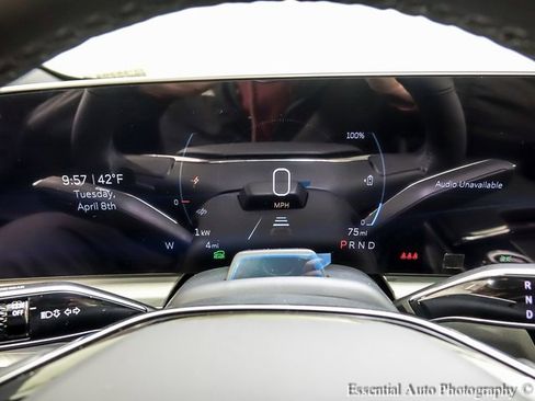 New 2025 Cadillac Lyriq Luxury image 12