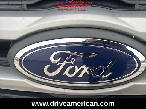 Used 2024 Ford Expedition XLT image 31