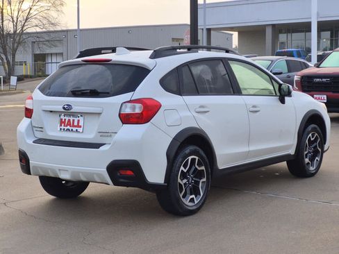 Used 2017 Subaru Crosstrek 2.0i Limited image 6