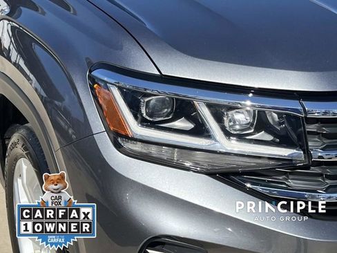 Used 2022 Volkswagen Atlas SE w/ Panoramic Sunroof Package image 9