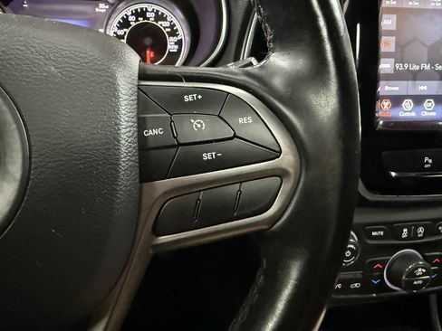 Used 2020 Jeep Cherokee Limited AWD/4WD image 14